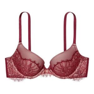 Victoria’s Secret Dream Angels Lace Push-Up Bra